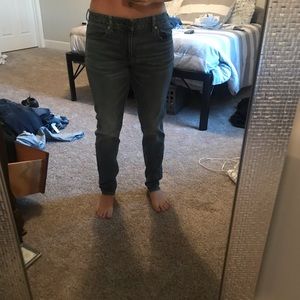 Skinny jeans